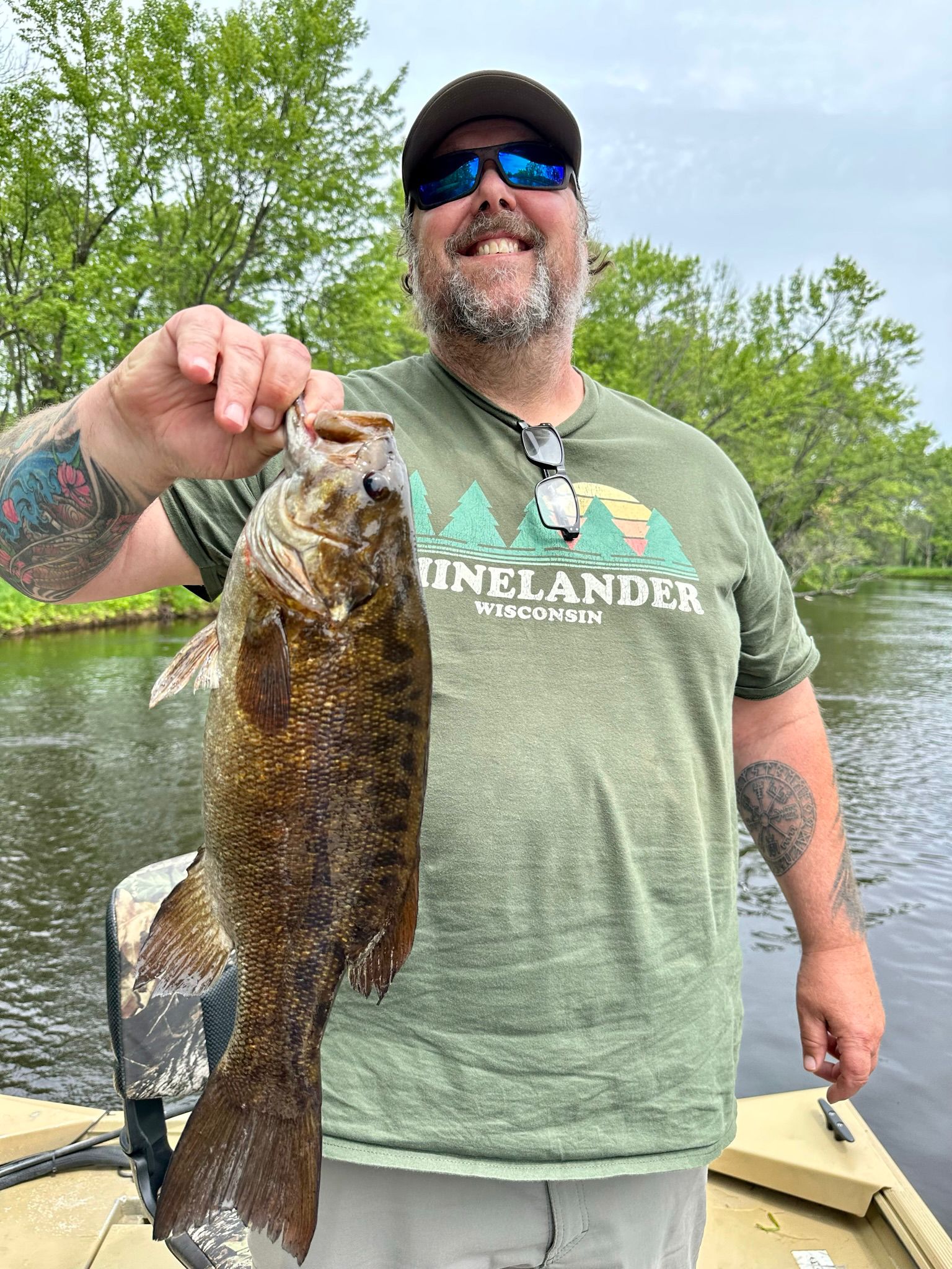 Best bass fishing guide Northern Wisconsin - Fishing Guide Service